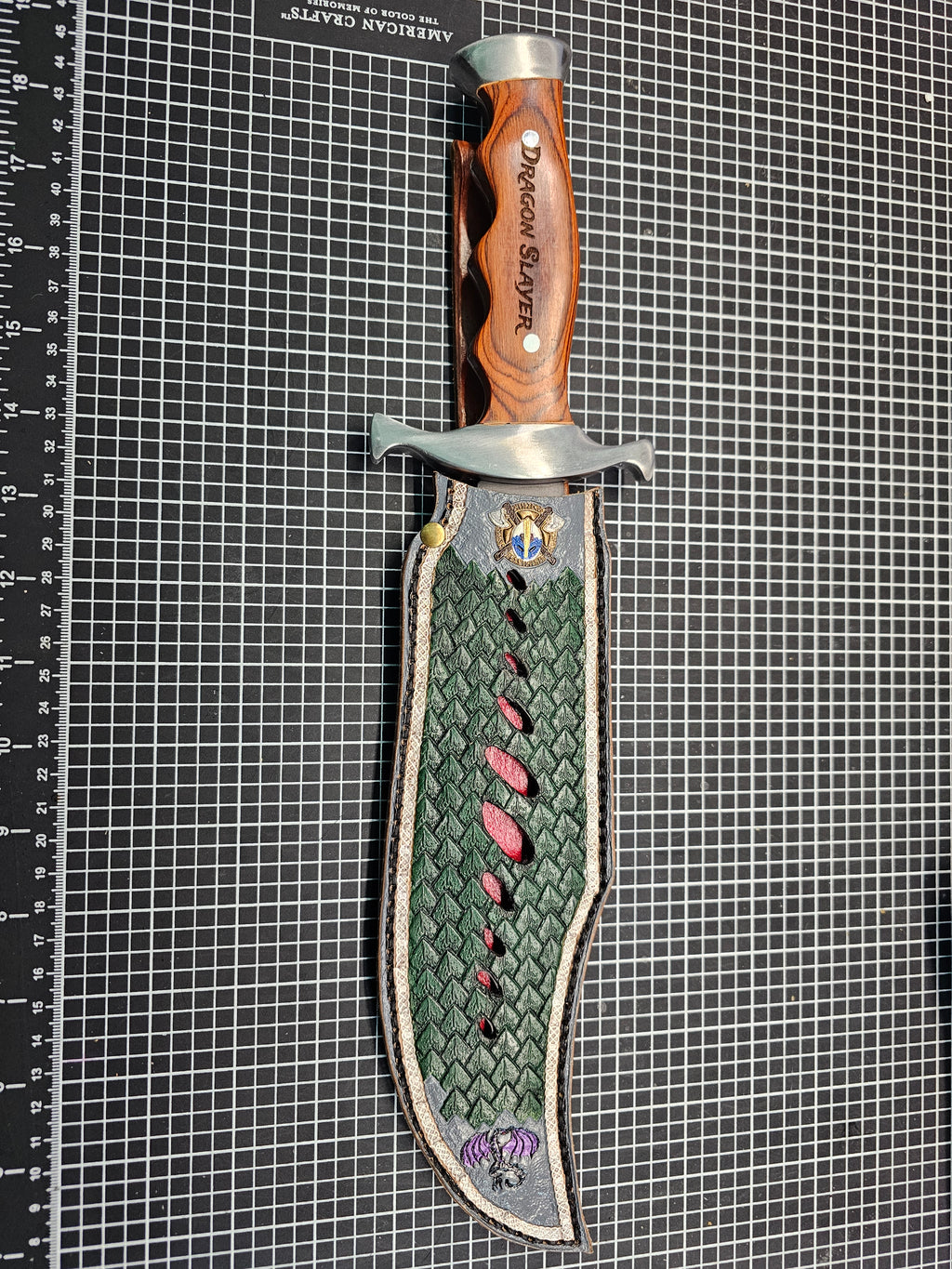 Dragon Slayer — Knife with Handcrafted Leather Sheath
